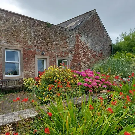 Swallows Rest - Scenic With Stunning Views *